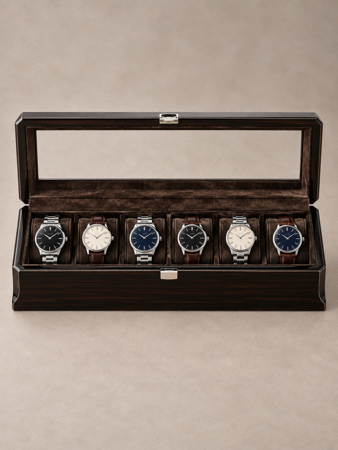 Coffret Clarendon 6 ouvert de face, six montres sur une rangée